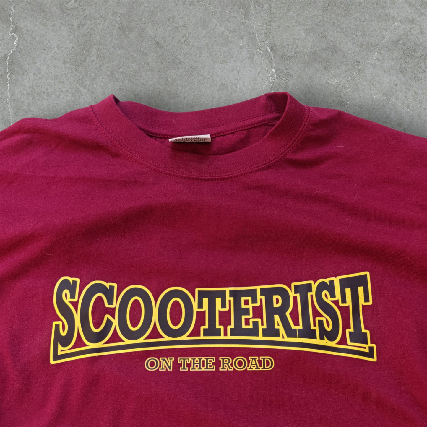 Camiseta - Scooterist on the road